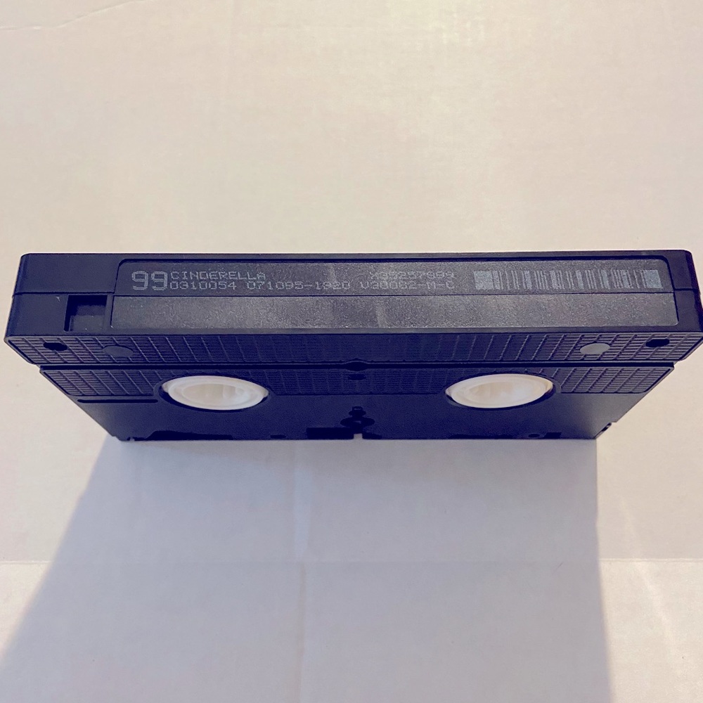 CINDERELLA-Limited Edition-VHS - Picture 7 of 8
